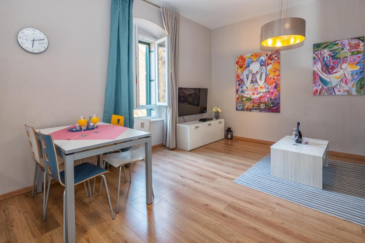 Apartment Queen Teuta In The Heart Of Split Historical Heritage Buitenkant foto